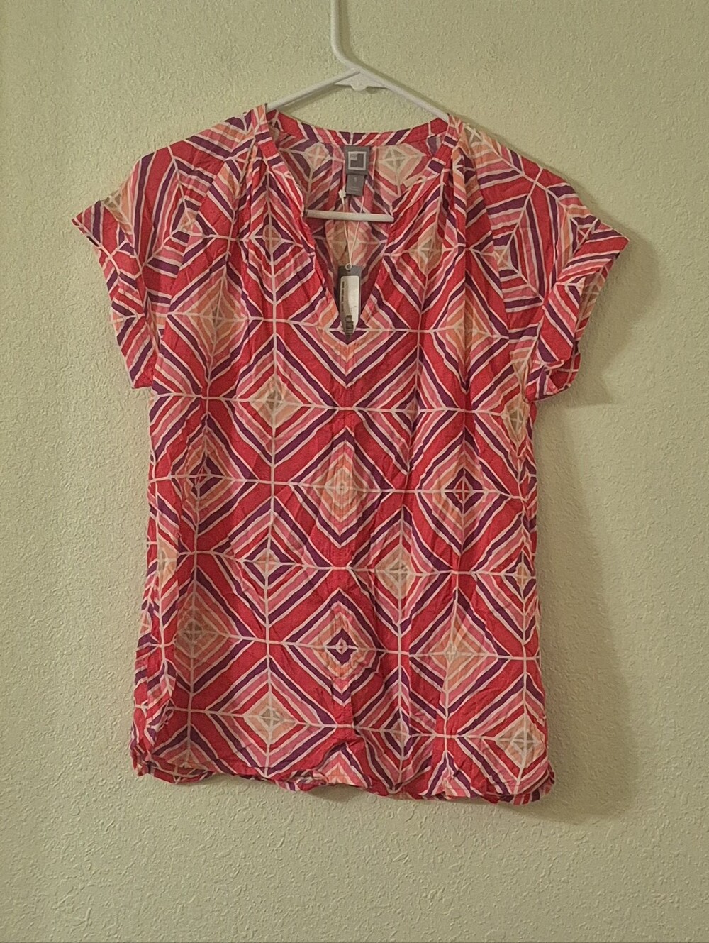 jcpenney Pink and Red Geometric V-Neck Blouse